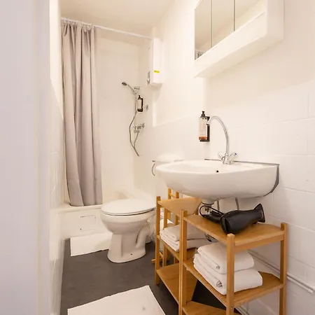 Stayvision Fs43 7 - 1 Schlafzimmer - 4 Gaeste - Wlan شقة *